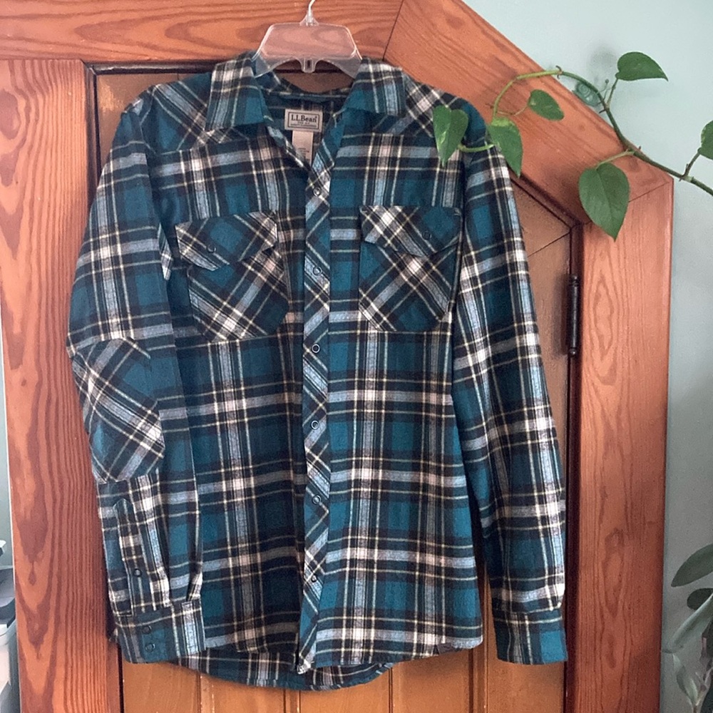 LL Bean Tech Flannel - Medium Regular